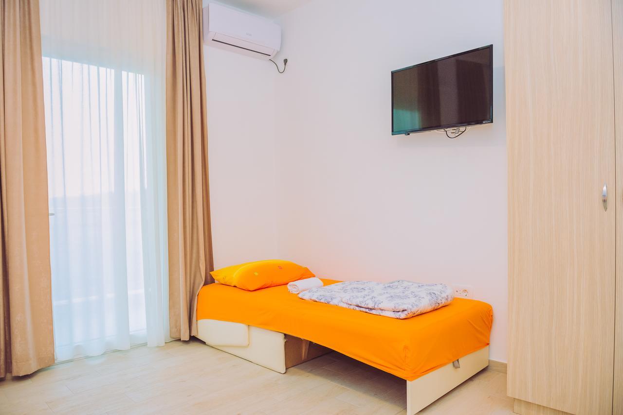 Apartments Krstovic Sutomore Ngoại thất bức ảnh
