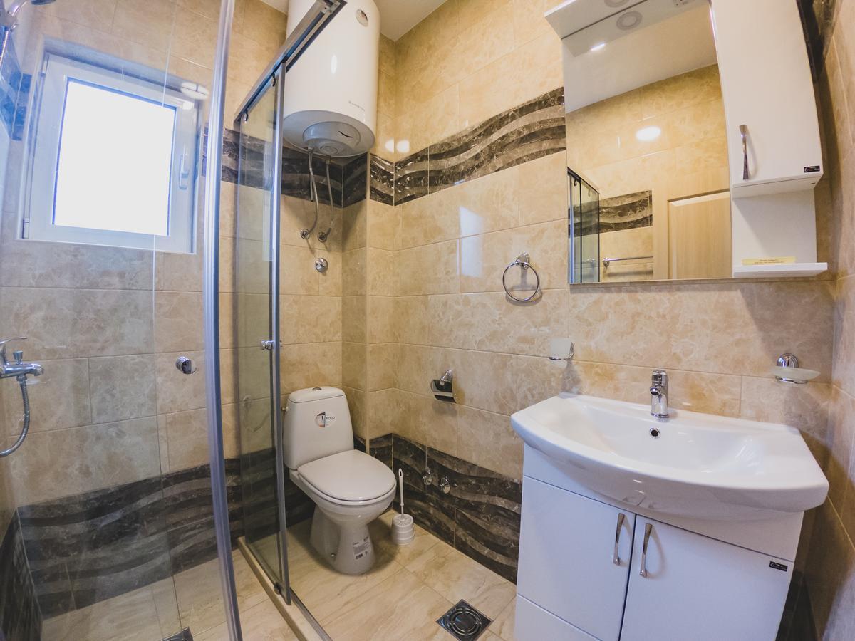 Apartments Krstovic Sutomore Ngoại thất bức ảnh