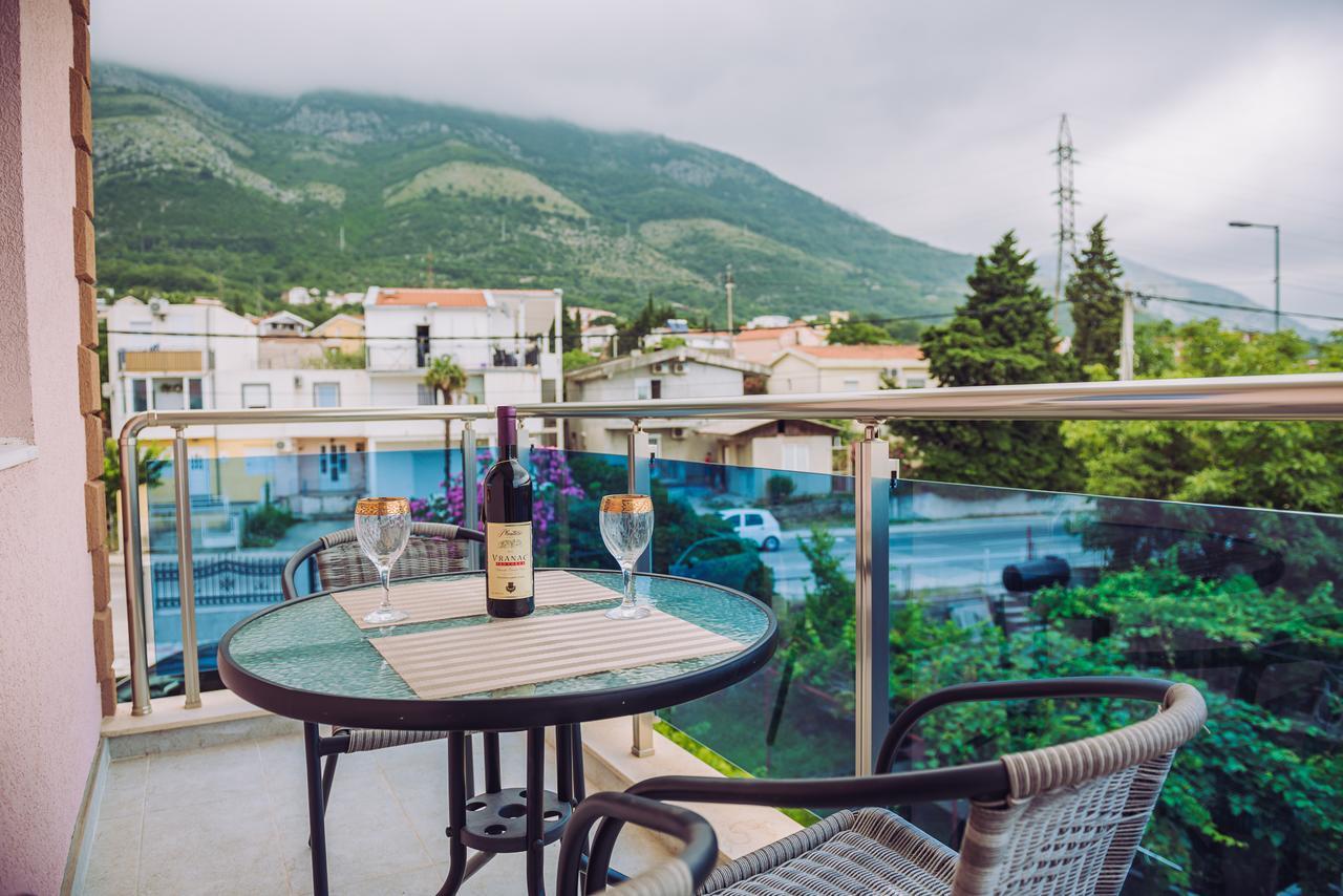 Apartments Krstovic Sutomore Ngoại thất bức ảnh