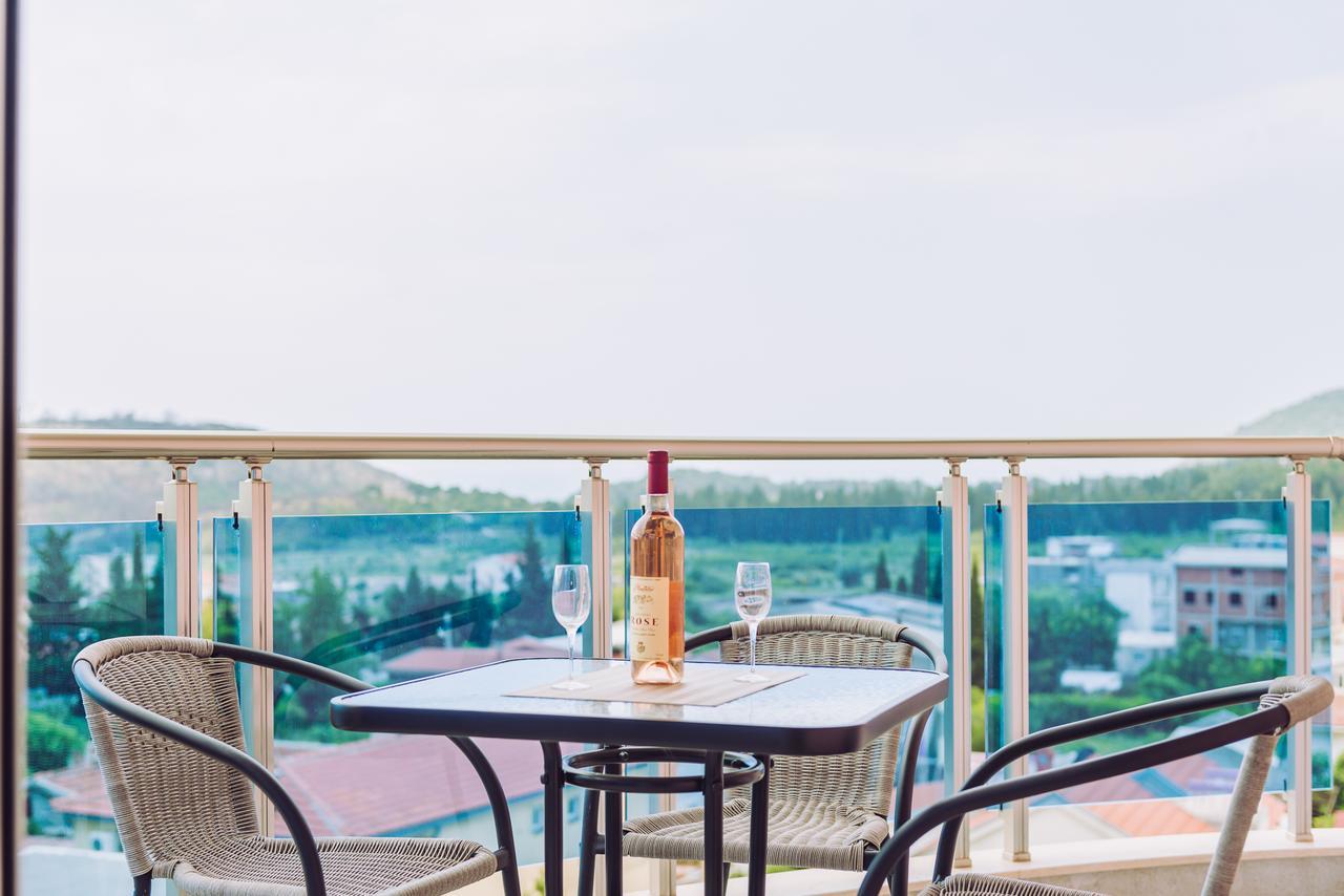Apartments Krstovic Sutomore Ngoại thất bức ảnh