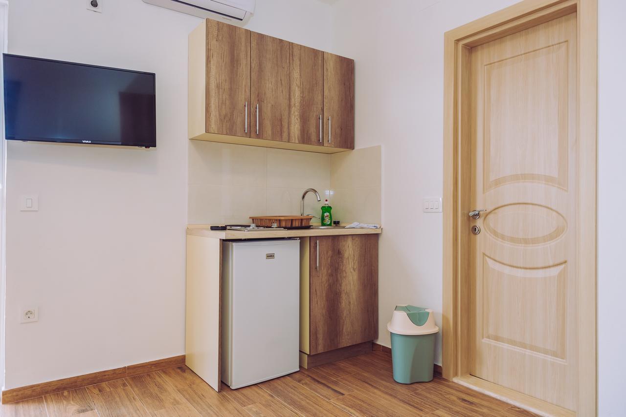 Apartments Krstovic Sutomore Ngoại thất bức ảnh